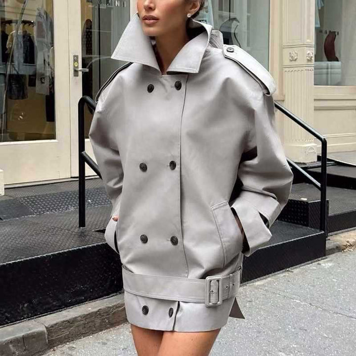 Damer elegant trenchcoat med hög krage och bälte Mirla-Eva Jonsson