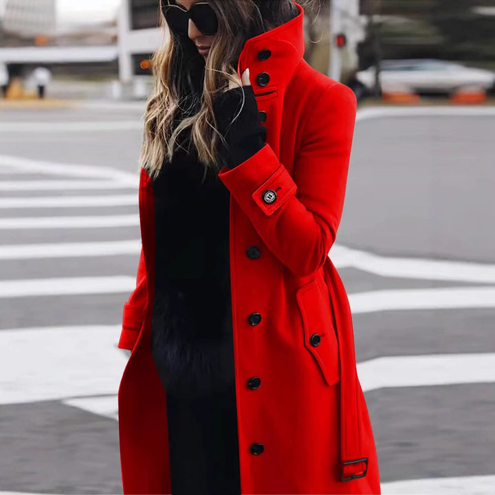 Damer elegant trenchcoat med konstfull krage och praktiska fickor Eva Jonsson-Eva Jonsson