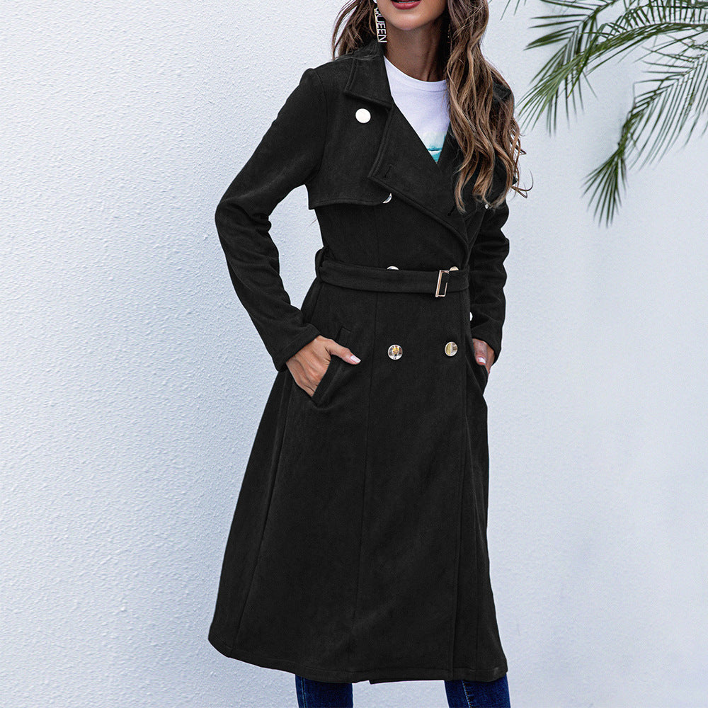 Damer elegant trenchcoat med lyxigt foder och stiliga slag Mirla-Eva Jonsson