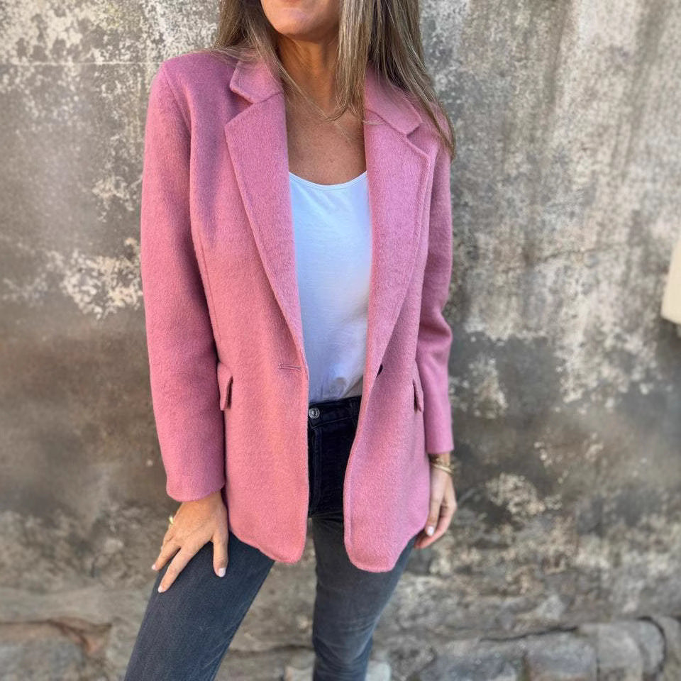 Damer elegant ulljacka med smal passform Mirla-Eva Jonsson
