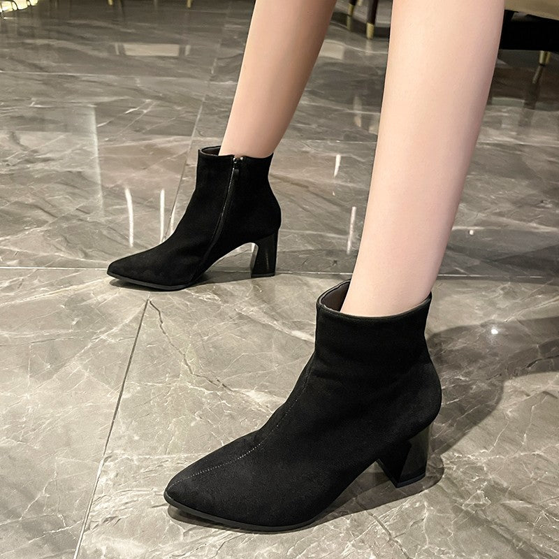 Damer eleganta ankelboots med spetsig tå och blockklack Mirla-Eva Jonsson