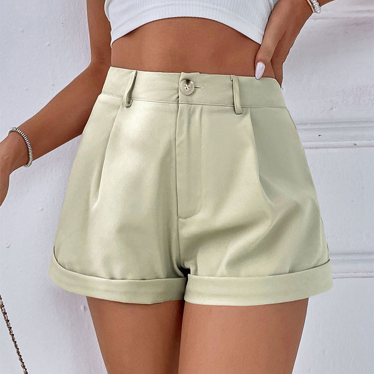Damer eleganta korta shorts med hög midja och uppvikt fåll Mirla-Eva Jonsson