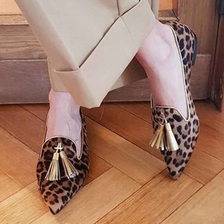 Damer eleganta mockasiner med tofsar Mirla-Eva Jonsson