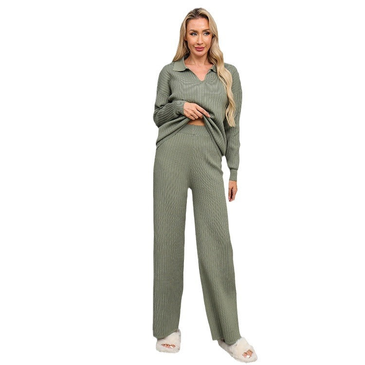 Damer eleganta och bekväma stickade lounge-set med polokrage Mirla-Eva Jonsson