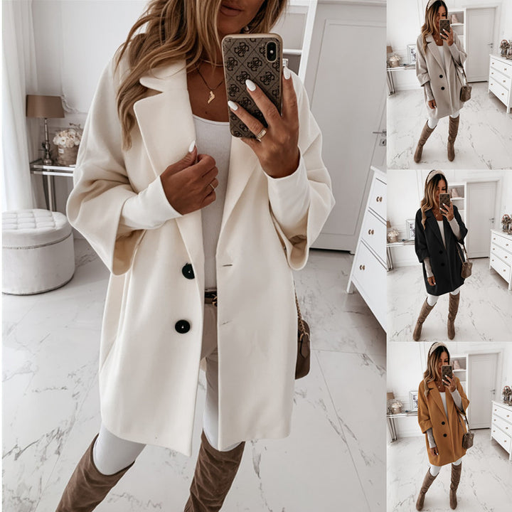 Damer eleganta oversized kappan med en fängslande skärning Mirla-Eva Jonsson
