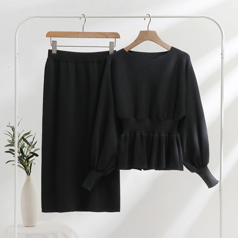 Damer eleganta stickensemble med drapering och ballongärmar Mirla-Eva Jonsson