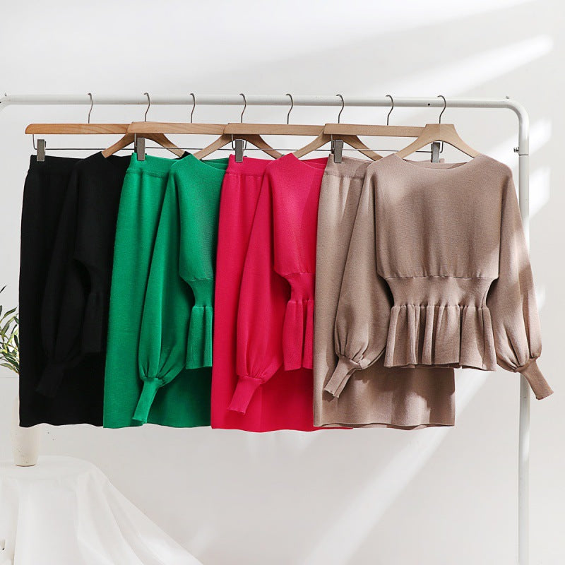 Damer eleganta stickensemble med drapering och ballongärmar Mirla-Eva Jonsson
