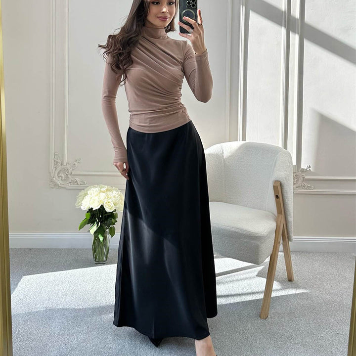 Damer eleganta topp med raffinerade draperingar Mirla-Eva Jonsson