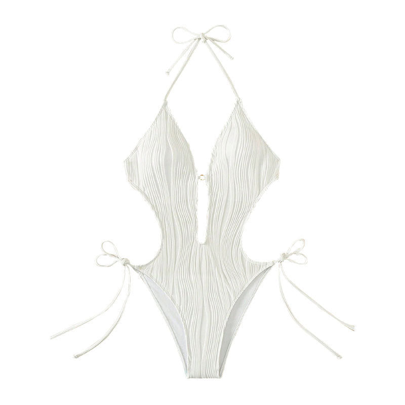 Damer en del baddräkt med modernt cut-out och elastisk draperingsdetalj Mirla-Eva Jonsson