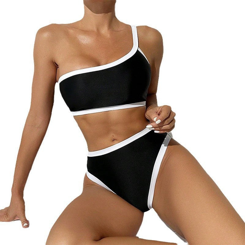 Damer enhetlig bikini med asymmetrisk snitt och brett bälte Mirla-Eva Jonsson