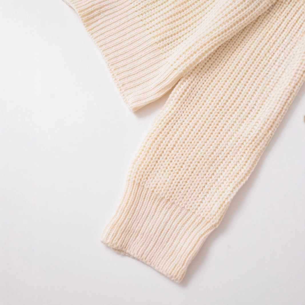 Damer fashionabel stickad tröja med detaljer i slinga Mirla-Eva Jonsson