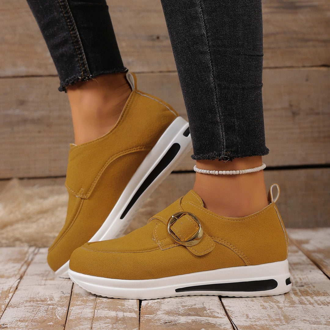 Damer fashionabla Slip-On Sneakers med elegant spänne Mirla-Eva Jonsson