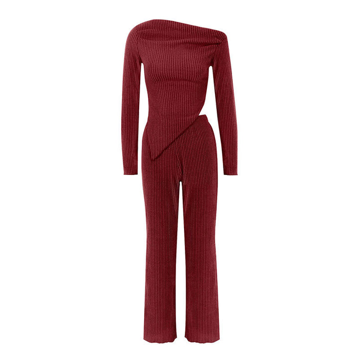 Damer figurnära jumpsuit med asymmetrisk halsringning och långa ärmar Mirla-Eva Jonsson