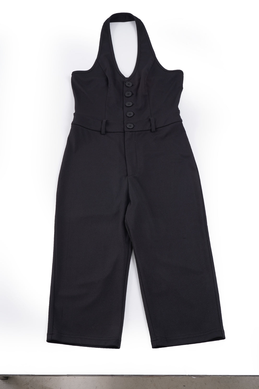 Damer figurnära jumpsuit med elegant halterneck och knapplist Mirla-Eva Jonsson