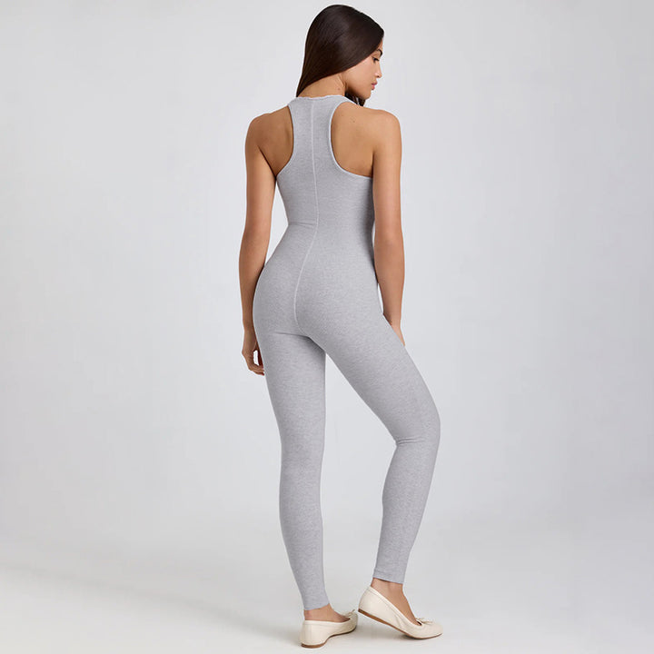 Damer figurnära jumpsuit med smala stänger och slät finish Mirla-Eva Jonsson