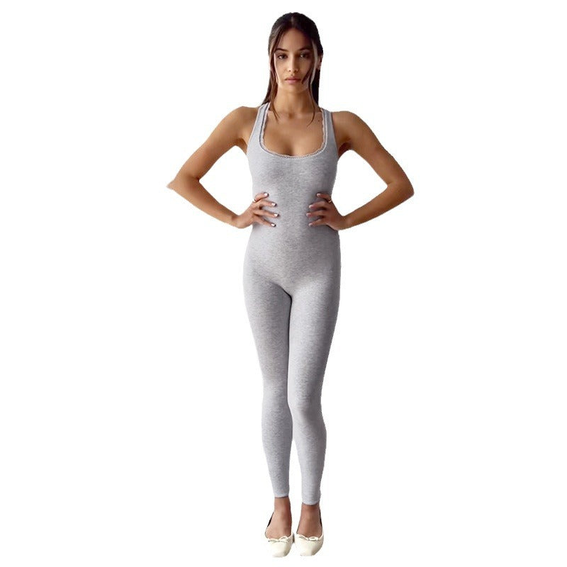 Damer figurnära jumpsuit med smala stänger och slät finish Mirla-Eva Jonsson