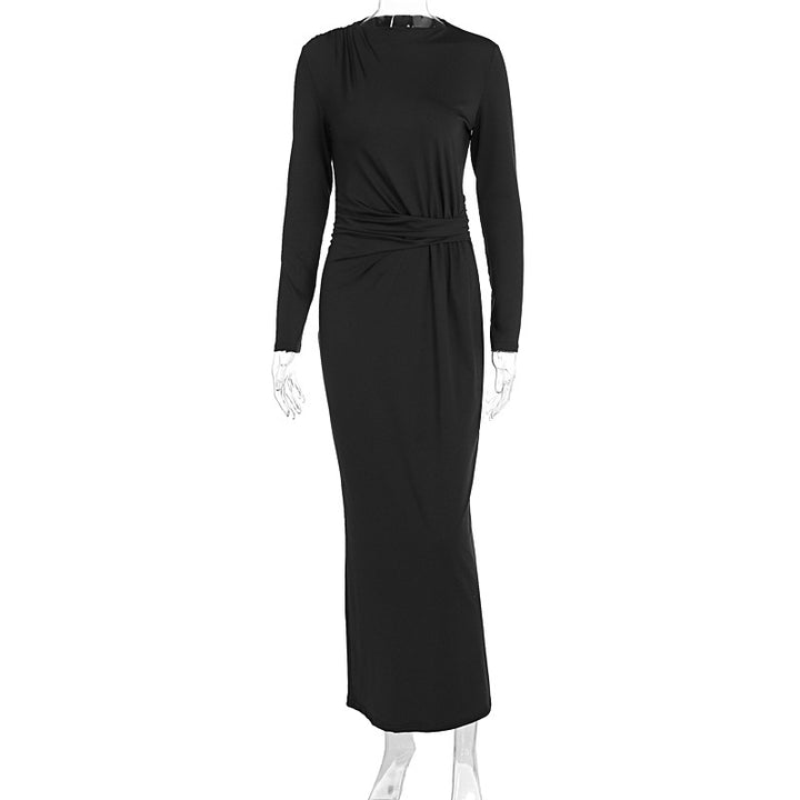 Damer figurnära maxiklänning med eleganta draperingar och lång ärm Mirla-Eva Jonsson