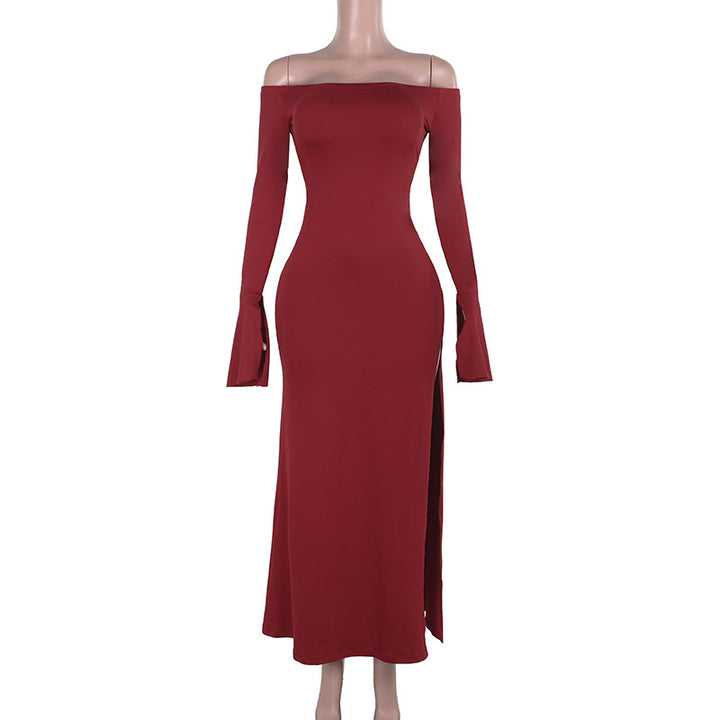Damer figurnära off-shoulder maxiklänning med elegant slits Mirla-Eva Jonsson