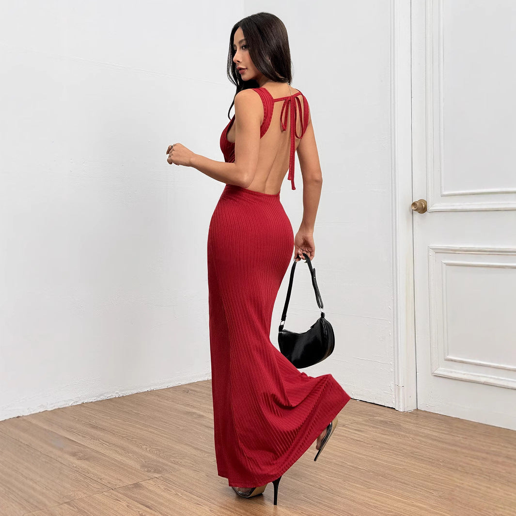 Damer figurnära rib maxi klänning med elegant rund halsringning Mirla-Eva Jonsson