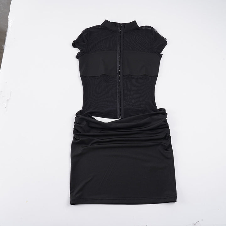 Damer figurnära wrapklänning med transparenta insatser och asymmetrisk nederkant Mirla-Eva Jonsson