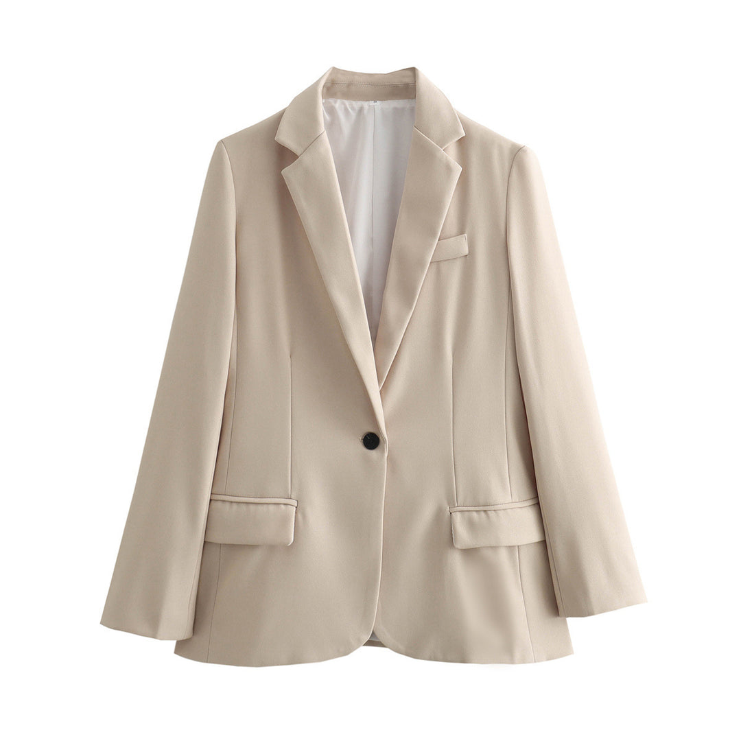 Damer figursydd blazer med elegant revers och praktiska fickor Mirla-Eva Jonsson