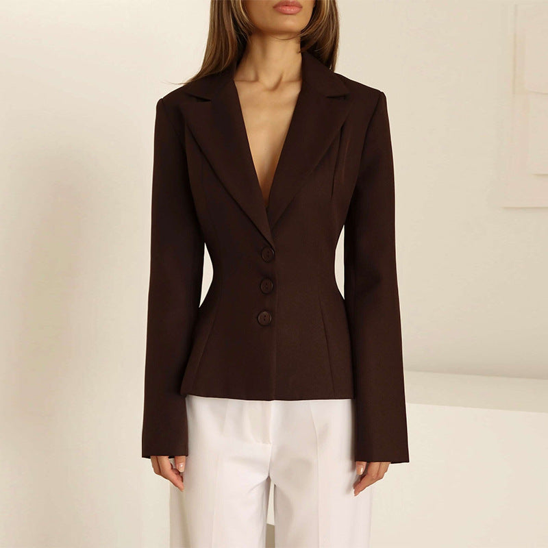 Damer figursydd blazer med elegant slag Mirla-Eva Jonsson