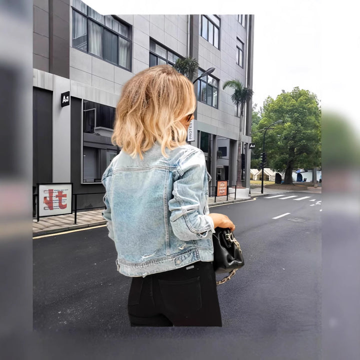 Damer figursydd denimjacka med klassiska detaljer Eva Jonsson-Eva Jonsson