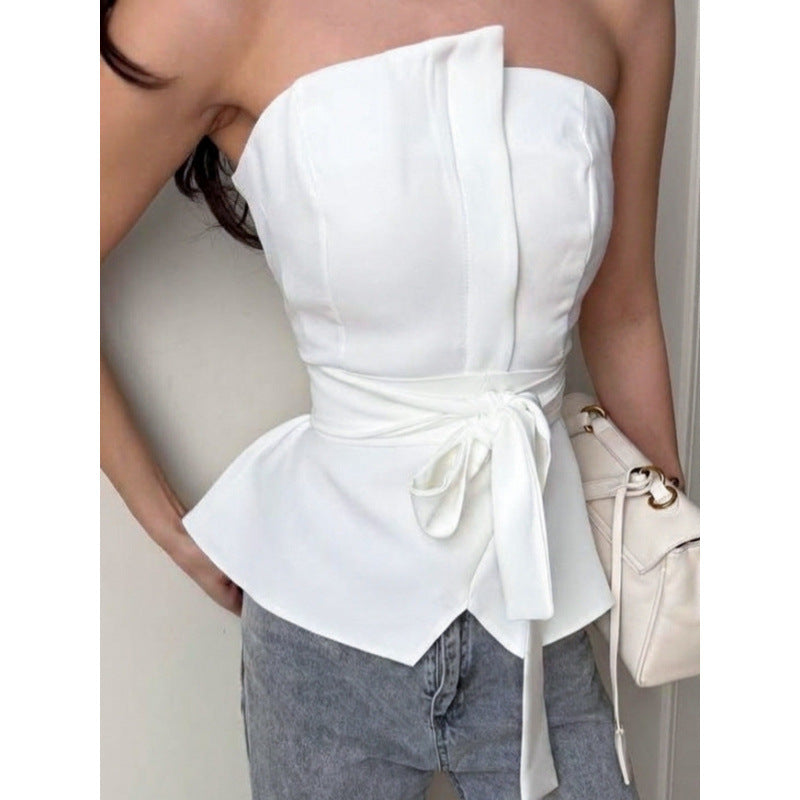Damer figursydd överdel med strukturerad design och snygg volang Mirla-Eva Jonsson