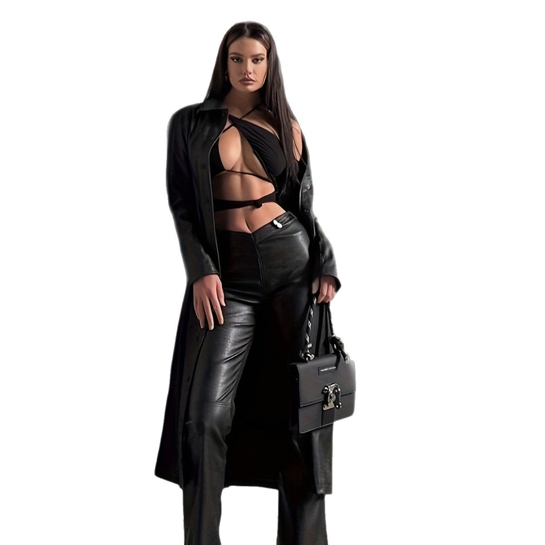 Damer figurvänlig Cut-Out överdel med asymmetrisk design Mirla-Eva Jonsson