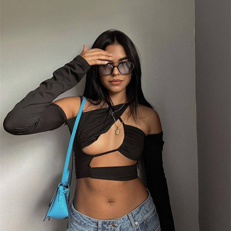 Damer figurvänlig Cut-Out överdel med asymmetrisk design Mirla-Eva Jonsson