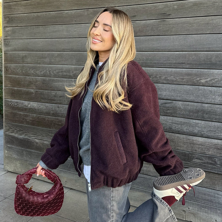 Damer fleece-bomberjacka med elastisk nederkant och praktiska sidofickor Mirla-Eva Jonsson