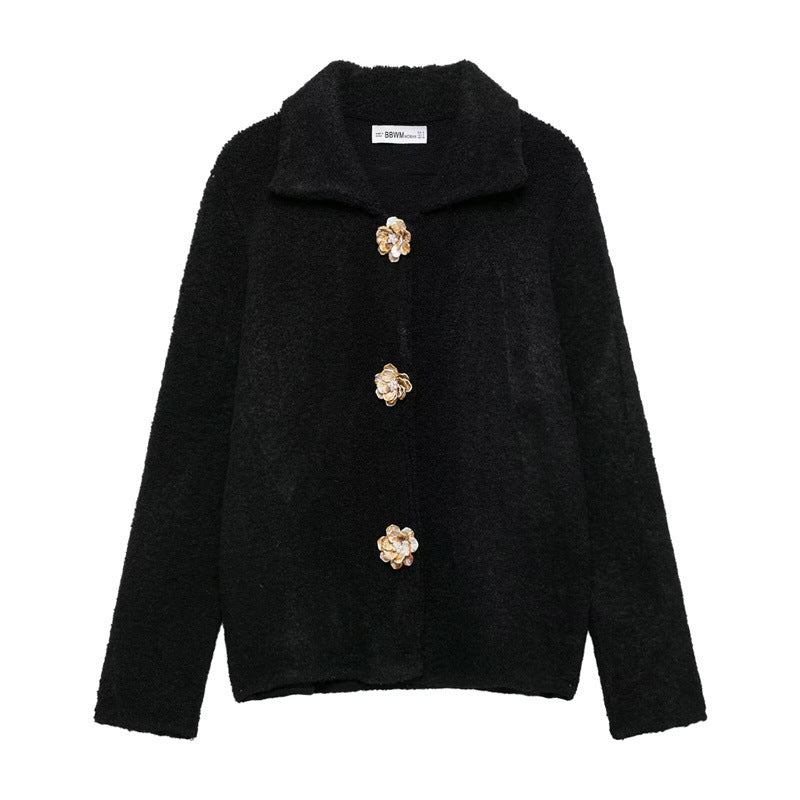 Damer fluffig jacka med eleganta knapppdetaljer Mirla-Eva Jonsson
