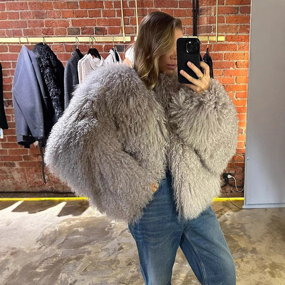 Damer fluffig pälsjacka med mjuk passform och voluminösa ärmar Eva Jonsson-Eva Jonsson