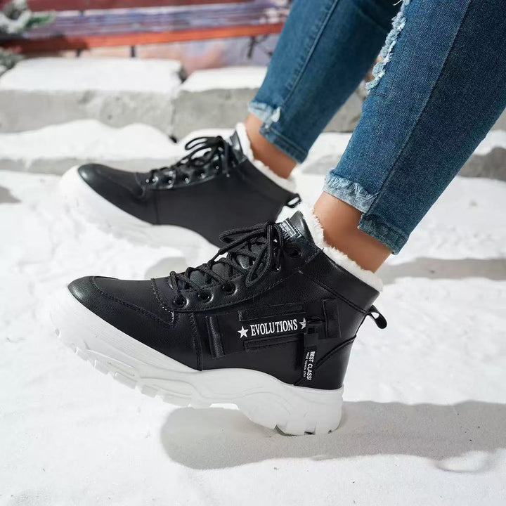 Damer fodrade hög-top sneakers med halkskyddande sula och modernt design Eva Jonsson-Eva Jonsson