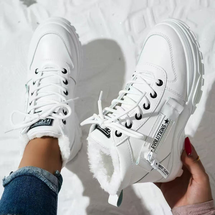 Damer fodrade hög-top sneakers med halkskyddande sula och modernt design Eva Jonsson-Eva Jonsson