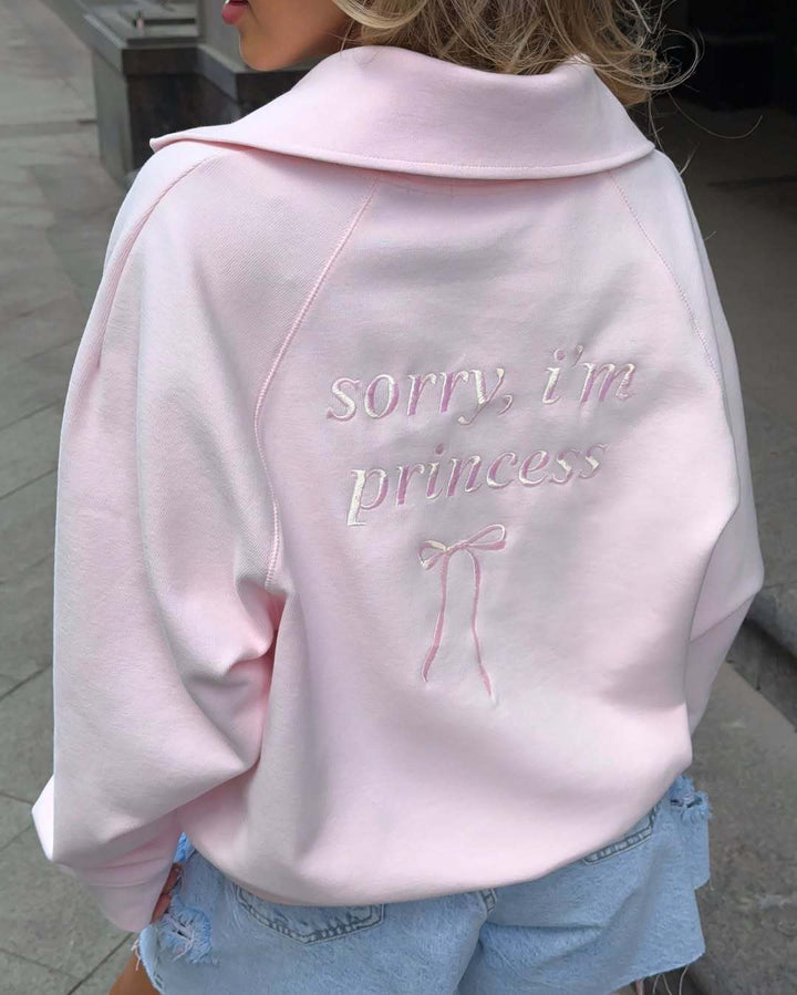 Damer fritids sweatshirt med broderad text Mirla-Eva Jonsson