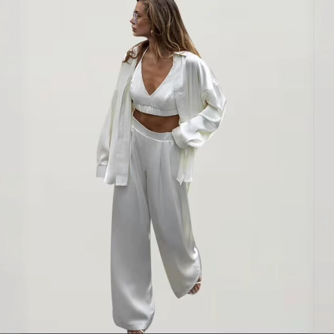 Damer glamouröst 3-delat set med shorts, blus och topp Mirla-Eva Jonsson