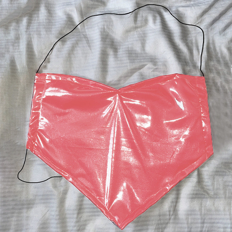 Damer glänsande crop top med hjärtformat mönster Mirla-Eva Jonsson