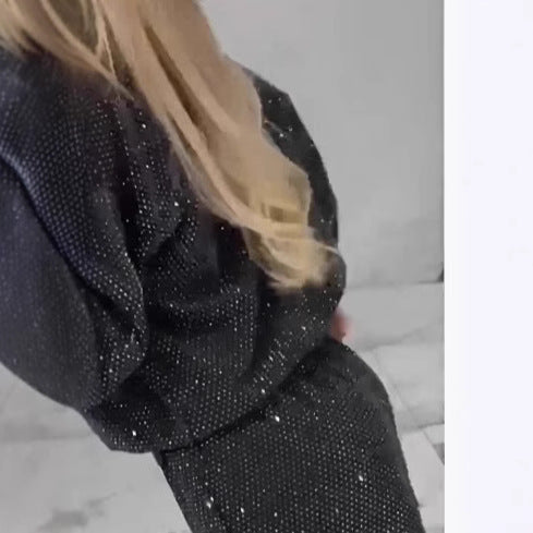 Damer glittrande lounge-outfit med elastisk midja och modern skärning Mirla-Eva Jonsson