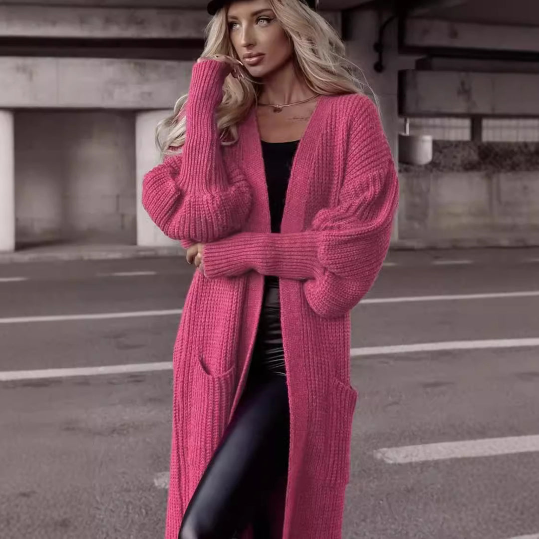 Damer grovstickad cardigan med djupa fickor och avslappnad oversized passform Mirla-Eva Jonsson