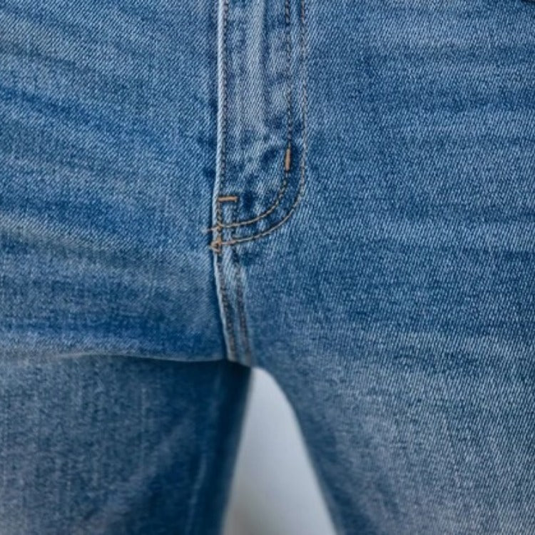 Damer hög midja utsvängda jeans Mirla-Eva Jonsson