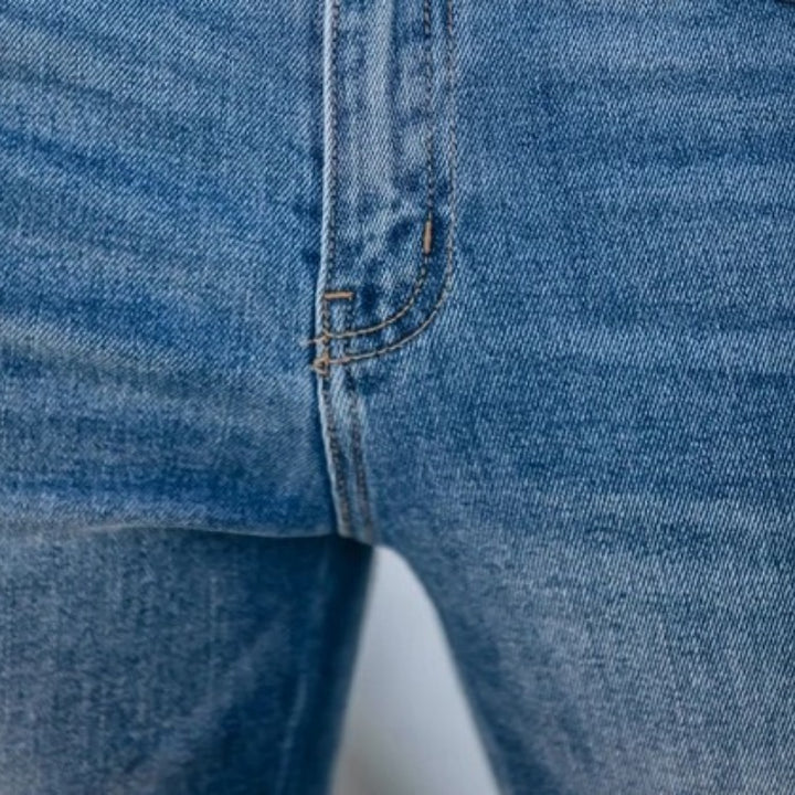 Damer hög midja utsvängda jeans Mirla-Eva Jonsson