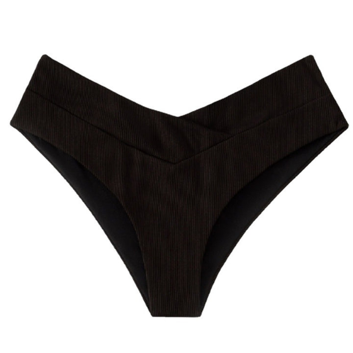 Damer högmidjade bikiniunderdelar med modern skärning och elegant design Mirla-Eva Jonsson