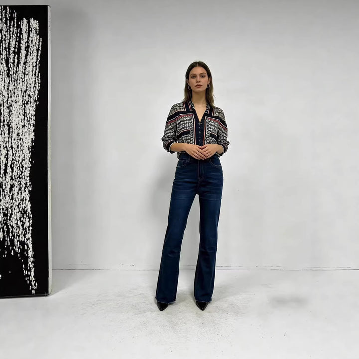 Damer högmidjade bootcut jeans i elegant design Mirla-Eva Jonsson