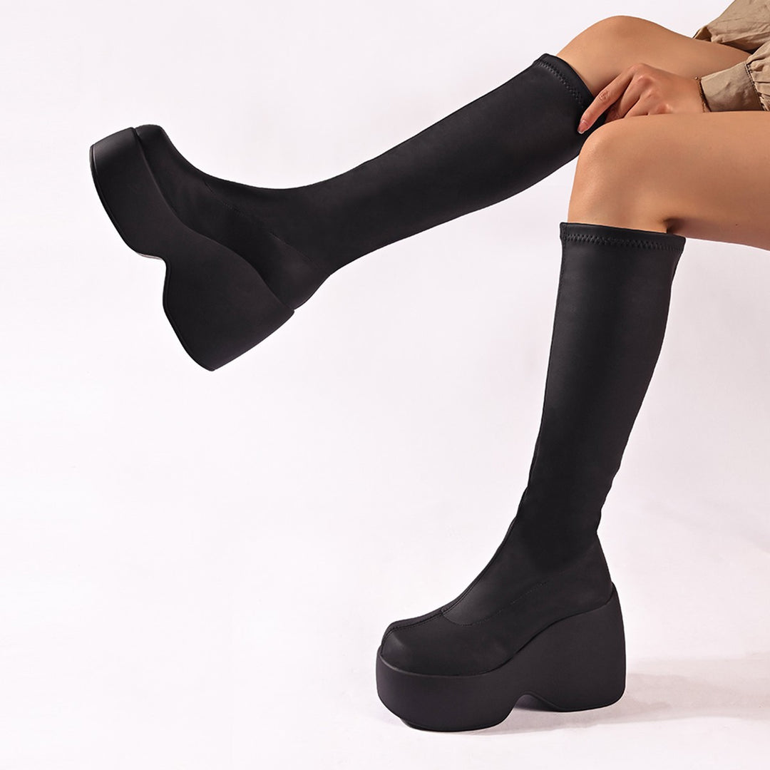 Damer högpresterande platåstövlar med ergonomisk design och halkfri sula Mirla-Eva Jonsson