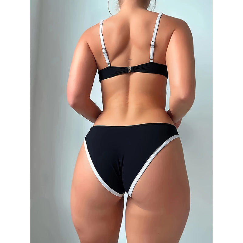 Damer högskuren bikini med strukturerad överdel och justerbara band Mirla-Eva Jonsson