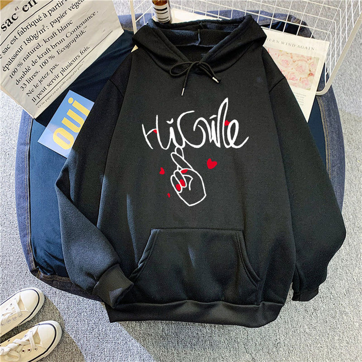 Damer hoodie med kreativ grafisk design Mirla-Eva Jonsson