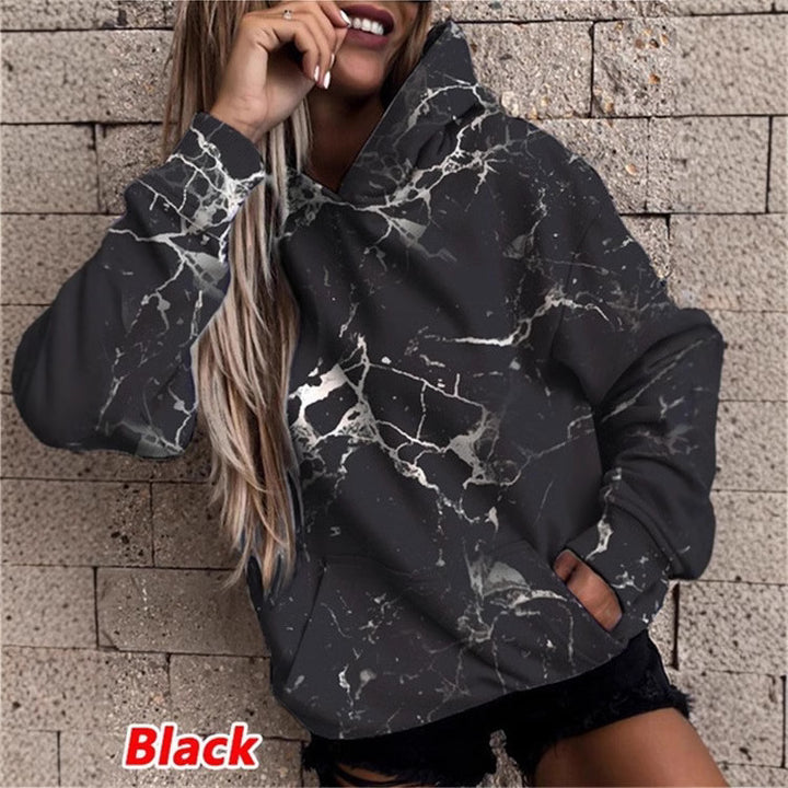 Damer hoodie med stiligt marmor-mönster Mirla-Eva Jonsson