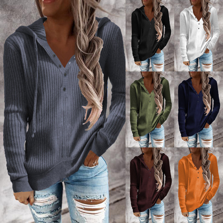 Damer hoodie med strukturerad ribbdesign och praktiska knappar Mirla-Eva Jonsson