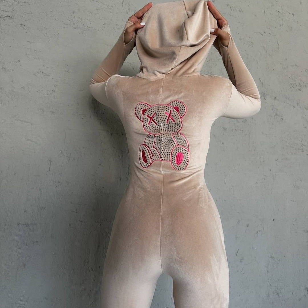 Damer hoodie set med glittrande björnmotiv Mirla-Eva Jonsson